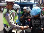 Mulai Sekarang Polisi, Polisi Berhak Menilang Penunggak Pajak  Motor dan Mobil