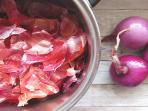 Sering Dibuang, Ternyata Ini Manfaat Konsumsi Kulit Bawang Merah Bagi Kesehatan