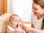 Tak Bisa Sembarangan, Ini Cara Mencuci Peralatan Makan Bayi