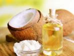 Tak Cuma Menyehatkan, Ini 8 Manfaat Minyak Kelapa Untuk Rumah