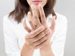 Tangan atau Kaki Sering Kesemutan? Kenali Gejala dan Penyebab Adanya Penyakit Serius yang Mengintai Anda