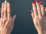 Tips Mudah Hilangkan Kerutan di Tangan yang Tak Butuh Perawatan Mahal
