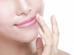 Konsumsi Makanan dan Minuman Ini untuk Mendapatkan Bibir Merah Merona Secara Alami