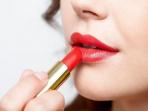 Perempuan Wajib Tahu, Beda Acara Beda Warna Lipstik Lho. Berikut Panduannya!