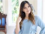 Kalah Tenar dari Sang Adik, Seperti Ini Penampilan Kakak Nia Ramadhani yang Jarang Terekspos. Siapa Paling Cantik?