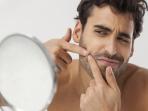Kulit Cowok & Cewek Itu Beda Banget. Agar Tak Gampang Jerawatan, 9 Tips Ini Perlu Diingat oleh Cowok