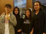 Tak Pernah Terekspos, Seperti Inilah Potret Keharmonisan Keluarga Rina Gunawan