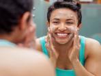 Agar Tak Jerawatan, Saat Cuci Muka Jangan Lakukan 5 Hal Ini