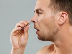 Sering Mencabut atau Mencukur Bulu Hidung? Awas Bahaya Ini Bisa Mengancam