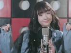 6 Potret Cantik Jannine Weigel, YouTuber Asal Thailand yang Cover Ulang Lagu Tema Asian Games Via Vallen