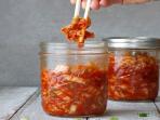 Hobi Makan Kimchi? Ini 4 Manfaatnya untuk Kesehatan Tubuh yang Jarang Anda Ketahui