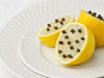 Taruh Cengkeh di Atas Lemon dan Rasakan Manfaatnya