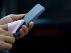 Tips Bersihkan Smartphone Agar Terawat dengan Baik