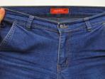 Tips Mengatasi Celana Jeans yang Melar Atau Menyempit, Simpel Banget!