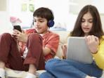 Dibatasi, Ini Waktu Penggunaan Gadget Bagi Remaja Menurut Kominfo