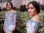 Tampil Glamor, Aksesoris yang Dipakai Prilly Latuconsina Ternyata Dibanderol Sangat Murah
