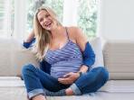 Ternyata, Ini yang Terjadi pada Janin saat Ibu Hamil Tertawa Bahagia