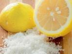 Tips Putihkan Gigi secara Alami dengan Garam dan Lemon, Begini Caranya