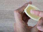 Untuk Bibir Hingga Kulit, Ini 6 Manfaat Menakjubkan dari Petroleum Jelly
