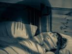 Bukan Hal Mistis, Ini Alasan Anda Terkadang Alami 'Ketindihan' Saat Tidur Menurut Sains