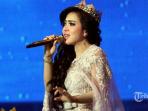 Mau Nonton Konser Jambul Khatulistiwa Syahrini? Ini Dresscode yang Wajib Dipakai
