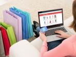 Para Wanita Harus Tahu, 3 Kebiasaan Salah yang Sering Dilakukan Saat Beli Pakaian Online