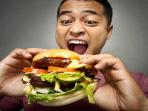 4 Hal Berbahaya Dibalik Kebiasaan Makan Cepat, Hentikan dari Sekarang!