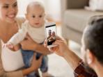 6 Risiko Buruk Posting Foto Anak yang Tak Disadari Para Orangtua