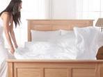 Awas, Ini Bahaya Jarang Mencuci Sprei Kasur yang Jarang Disadari