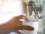 Bahaya Tersembunyi Minum Air Dispenser yang Jarang Disadari