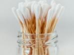 4 Alternatif Pengganti Cotton Bud Untuk Bersihkan Telinga