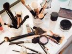 4 Kandungan Berbahaya dalam Kosmetik yang Perlu Kamu Waspadai 