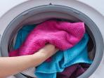 Bisa Tularkan Penyakit Berbahaya, Simak Cara Cegah Bakteri Saat Pemakaian Mesin Cuci yang Benar