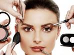 Buat Kamu yang Sedang Belajar Dandan, Ini 8 Produk Make Up untuk Pemula