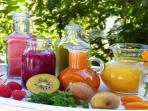 4 Buah dan Sayur yang Lebih Baik Dikonsumsi Langsung Tanpa Dibuat Jus   
