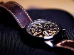2 Cara Merawat Jam Tangan Agar Tak Bau dan Bisa Awet 