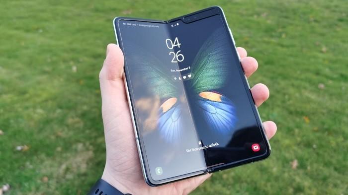 Cek Harga Dan Spesifikasi Galaxy Fold, HP Termahal Samsung Di Indonesia ...