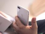Sedang Cari HP? Yuk Cek Harga iPhone 7 dan iPhone 8 Second Siap Pakai
