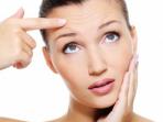 5 Bahan Alami untuk Atasi Keriput di Dahi