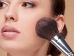 5 Langkah Mudah Mengaplikasi Blush On untuk Pemula