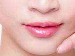 Cukup 5 Menit Selama Satu Minggu, Dapatkan Bibir Pink Alami dengan Cara Mudah Ini