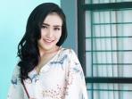 Dibanderol Hingga Ratusan Juta Rupiah, Intip Koleksi Tas Branded Ayu Ting Ting