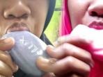 Bahaya Makan Sabun Mandi Seperti yang Dilakukan Seorang Gadis yang Mengalami Eating Disorders