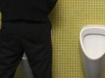 Mungkin Terkesan Menjijikan, tapi Siapa Sangka Minum Urin Tiap Pagi Punya Banyak Manfaat