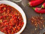 4 Manfaat Luar Biasa bagi Kesehatan Dibalik Hobi Makan Sambal