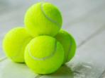 Bawalah Bola Tenis Saat Liburan atau Bepergian Jauh, Manfaat Ini Akan Anda Dapatkan!