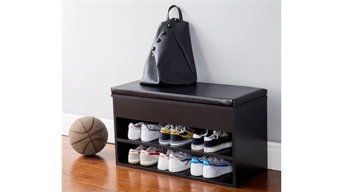 ide rak sepatu di area masuk rumah yang fungsional dan estetis