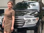 Perlukah Perawatan Mobil Coating Seperti yang Dilakukan Maia Estianty? Simak Manfaatnya