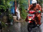 7 Komponen Motor yang Rawan Rusak Jika Dibiarkan Terkena Air Hujan