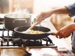Gunakan Alat Masak Berbahan Besi Bisa Picu Penyakit Jantung hingga Stroke, Mitos atau Fakta?